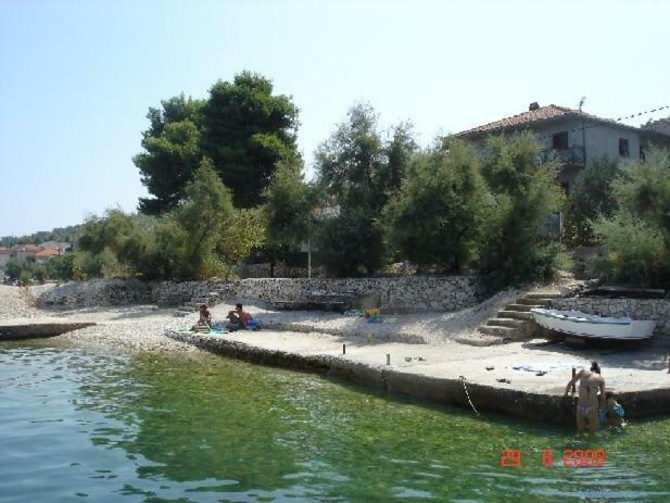 Apartmani Ante Trogir Exterior foto